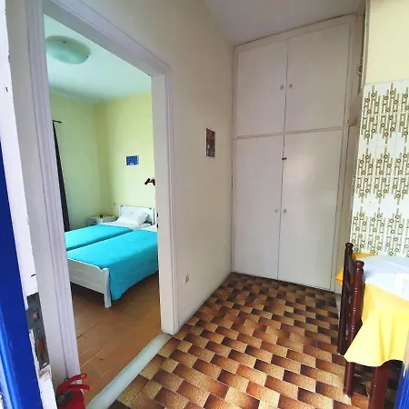 Diamanti Διαμέρισμα